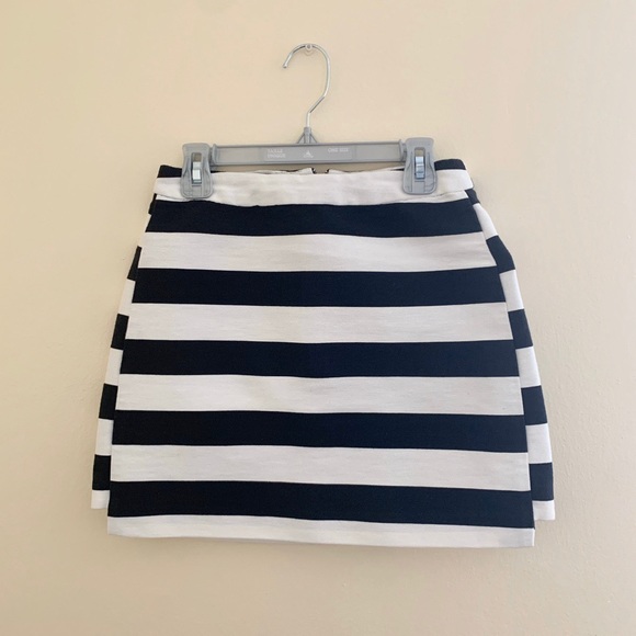 Topshop Striped Co-ord Set - Picture 4 of 4